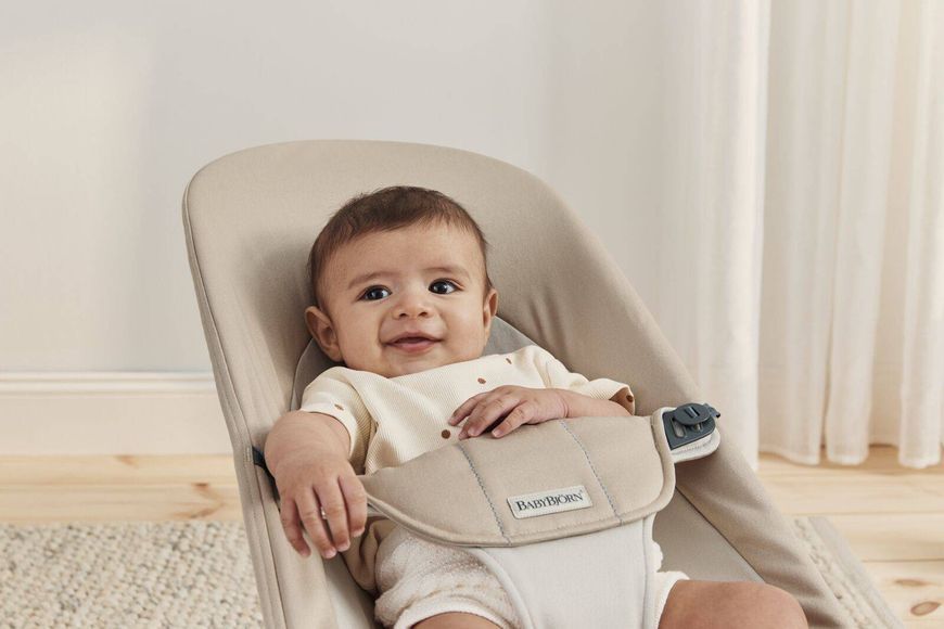 Шезлонг BabyBjorn Balance Soft Woven BBSWB24 фото