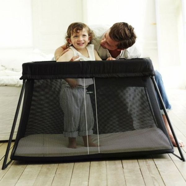 Манеж-ліжко BabyBjorn Travel Crib Light BBT24  фото